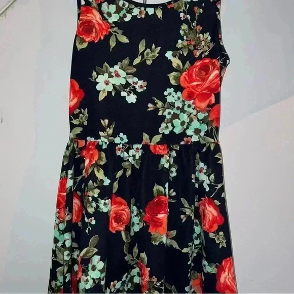 Ruby Rox Navy Floral Print Cut-Out Dress, size M (Juniors) - Picture 3 of 7
